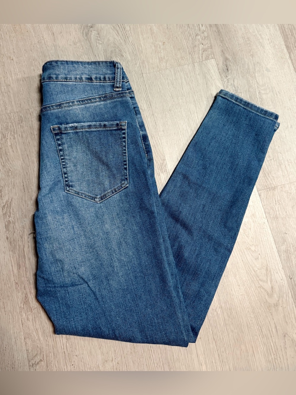 •FASHION NOVA• SKINNY JEANS